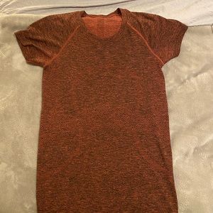 Heathered Red Lululemon Swiftly Tee Size 6